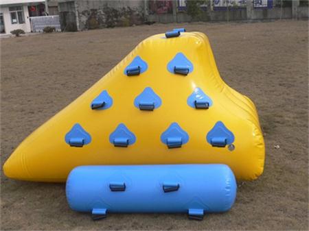 Inflatable Climbing Iceberg