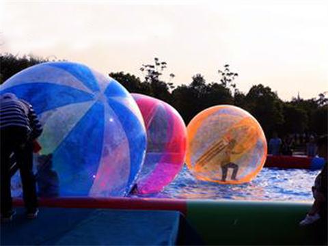 Walk on Water Balls