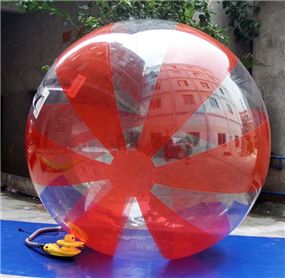        Red Half Color Water Ball